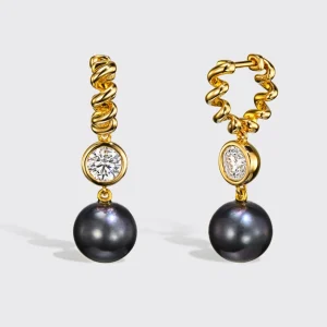 GREY PEARL AND DIAMOND YELLOW GOLD BEACHING DROP HUGGIE EARRINGS>Boochier Fashion
