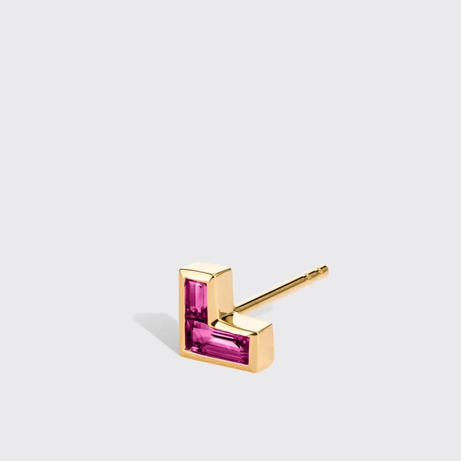 pink_sapphire_yellow_gold_1-1.webp PINK SAPPHIRE YELLOW GOLD ARCADE MONO STUD (CORNER SHAPE)>Boochier Fashion