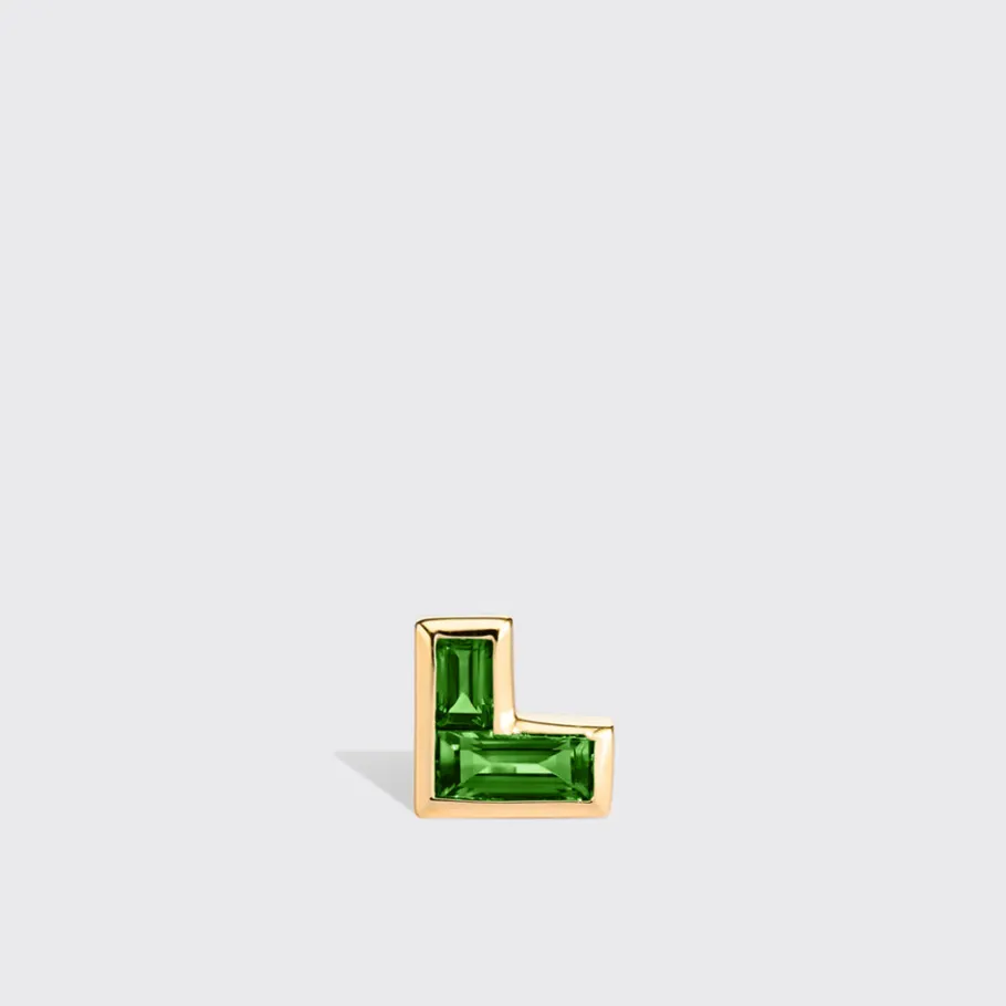 tsavorite_yellow_gold_arc_0-1.webp TSAVORITE YELLOW GOLD ARCADE MONO STUD (CORNER SHAPE)>Boochier Online