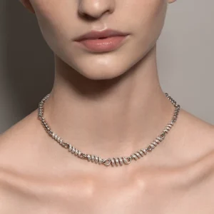 WHITE GOLD DIAMOND SLINKEE NECKLACE>Boochier Online