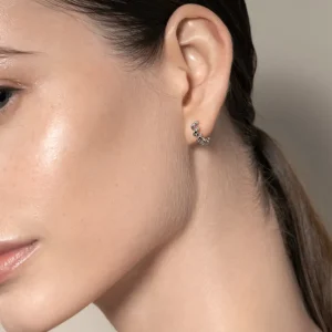 WHITE GOLD SLINKEE HUGGIE EARRINGS>Boochier Fashion