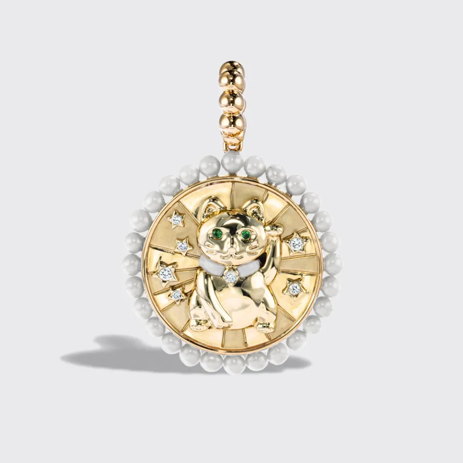 white_mother_of_pearl_yel_0-15.webp WHITE MOTHER OF PEARL YELLOW GOLD LUCKY CAT DIAMOND CHARM>Boochier Clearance