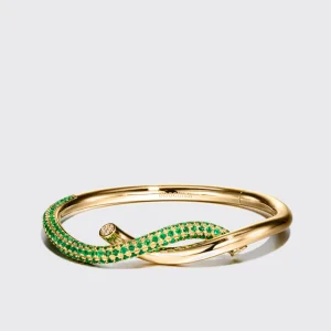 YELLOW GOLD HALF EMERALD TIES BANGLE>Boochier New